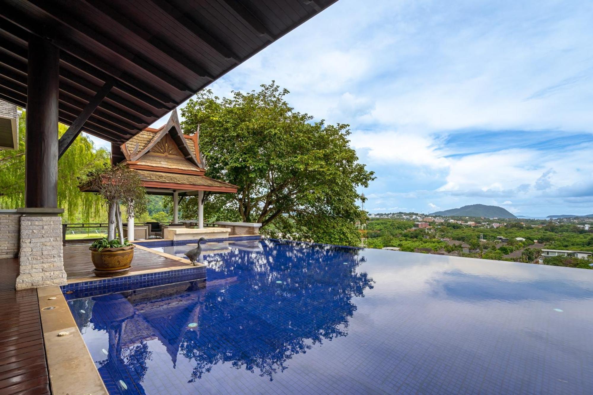 Royal Legacy Private Villa With Private Golf Course Пхукет Экстерьер фото